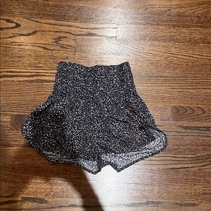 Vintage Free People Movement Stylish Black and White Women's Shorts